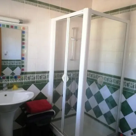Δωμάτια σε οικογενειακή κατοικία Chambres Guest House Bensafrim