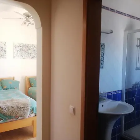 Chambres Guest House Δωμάτια σε οικογενειακή κατοικία *